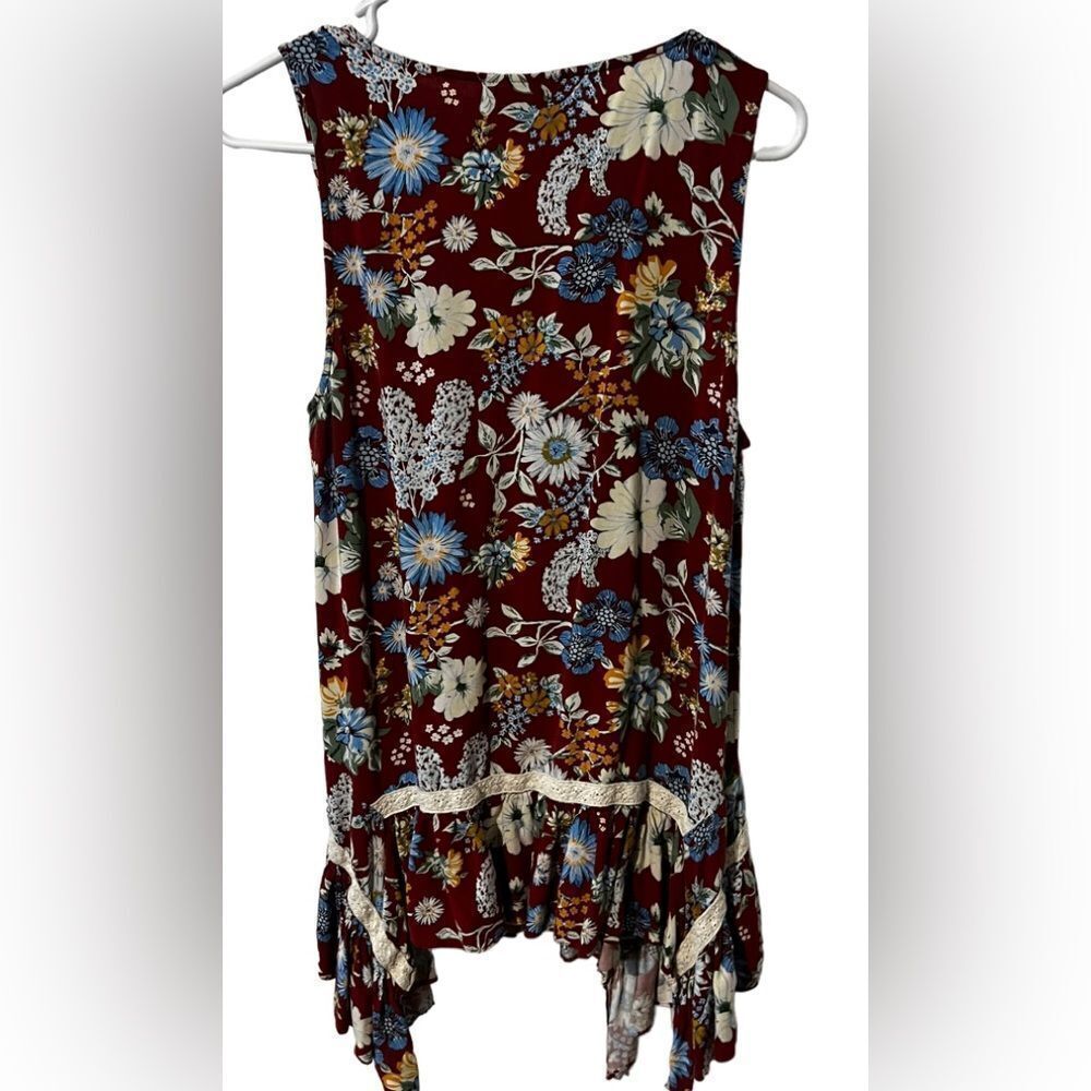 ModCloth Floral swing Tunic‎ - Picture 4 of 5